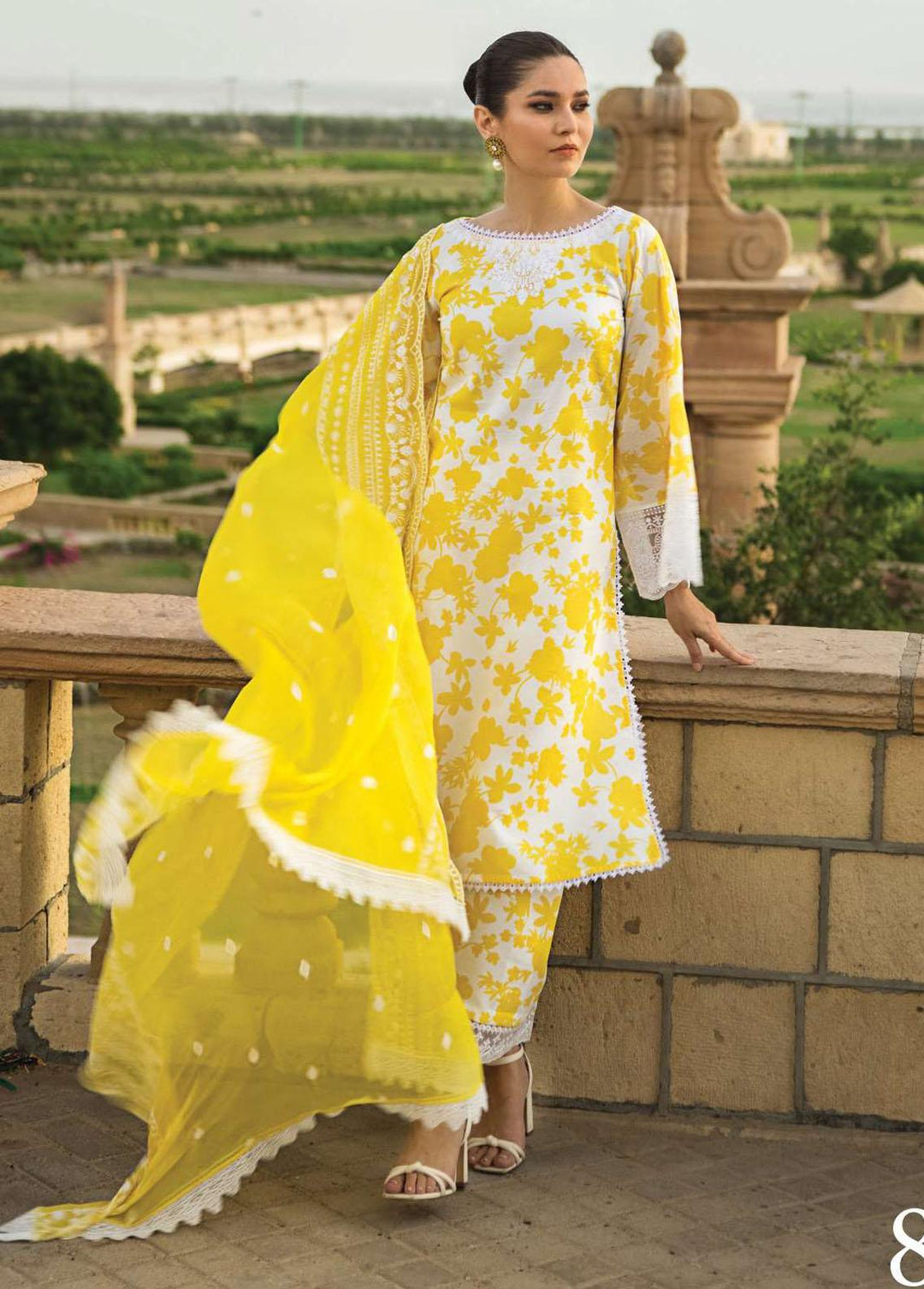 Zainab Chottani Embroidered Lawn Suits Unstitched 3 Piece ZC23L 8B - Luxury Collection