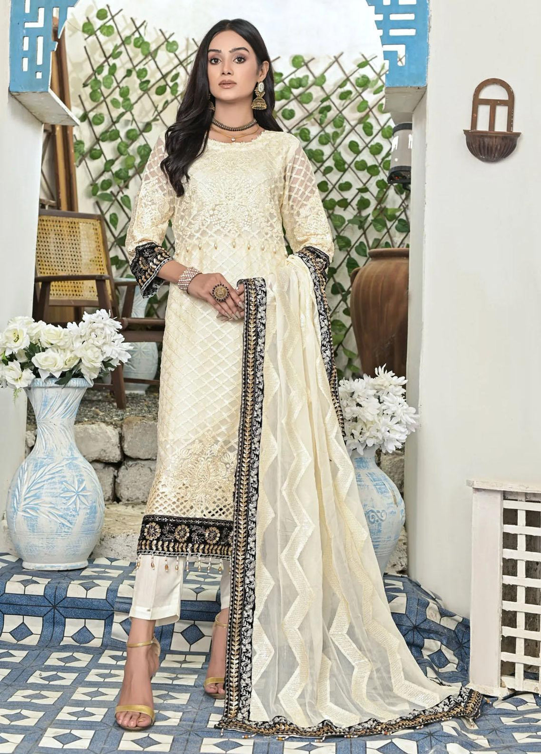 Luminous White By Zainab Fazlani Embroidered Chiffon Suits Unstitched 3 Piece ZFL22L Naghmana - Luxury Collection