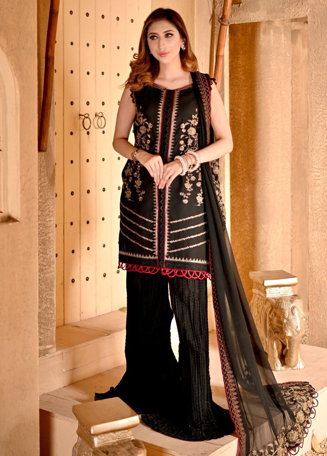 Zara Zubair Embroidered Lawn Suits Unstitched 3 Piece ZZ22UL Viola - Summer Collection