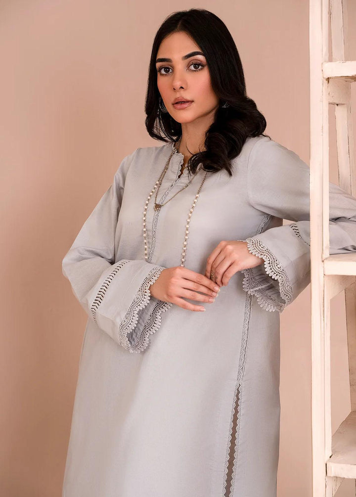 Zarif Pret Embroidered Cambric 2 Piece Suit CP-04 Miray