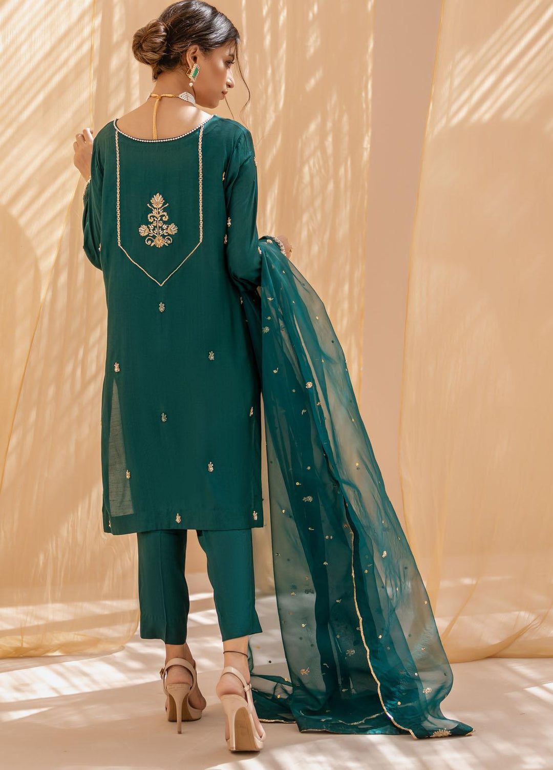 Zebaqi Ready to Wear  Organza 3 Piece Suit Toum-e-Yaal