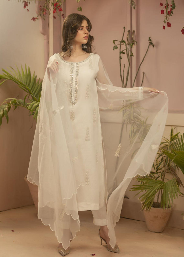 Zebaqi Luxury Pret  Organza 3 Piece Dress Mukh