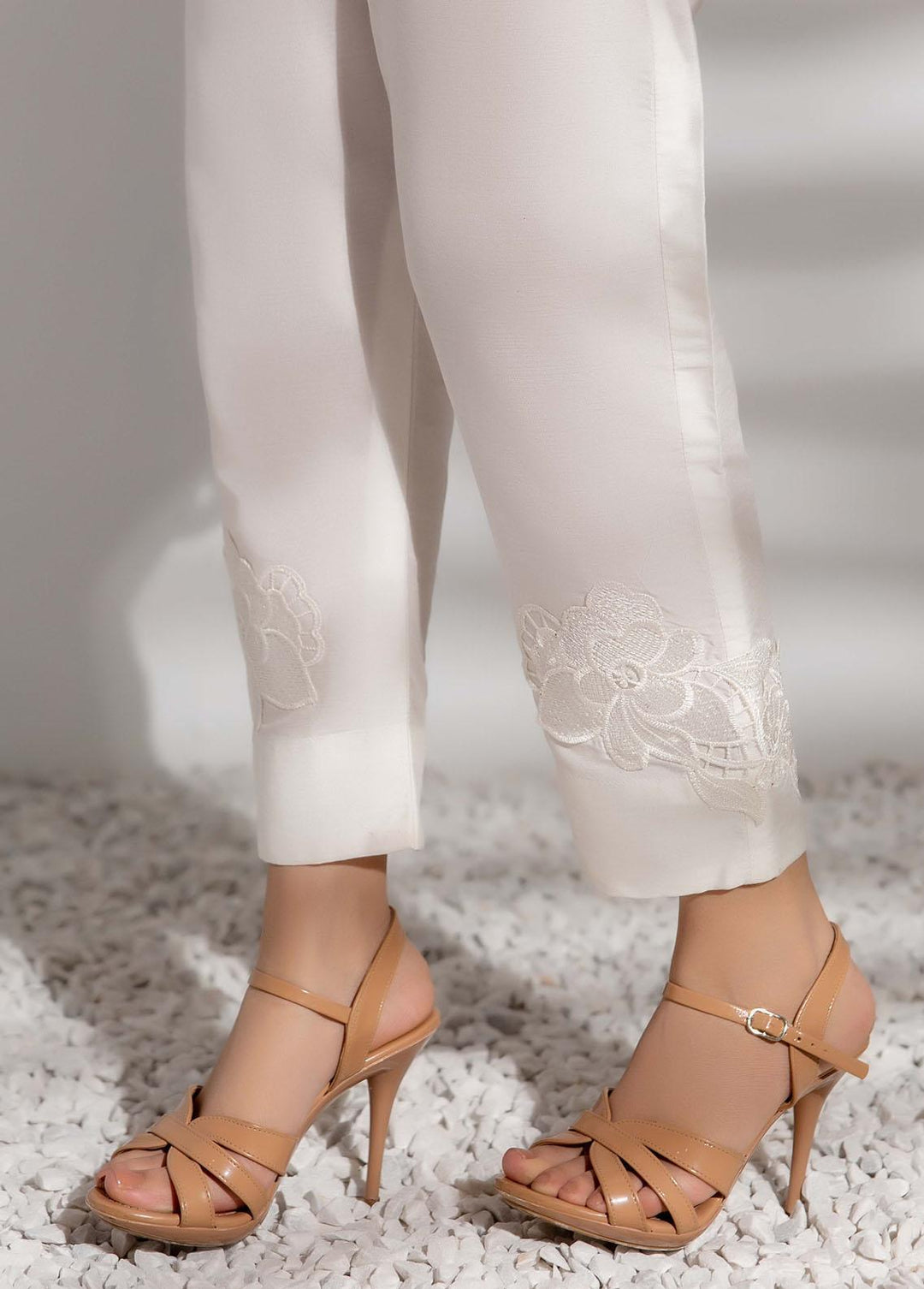 ZnH Pret Cambric Pants ZNH22T Floral Cambric Pant