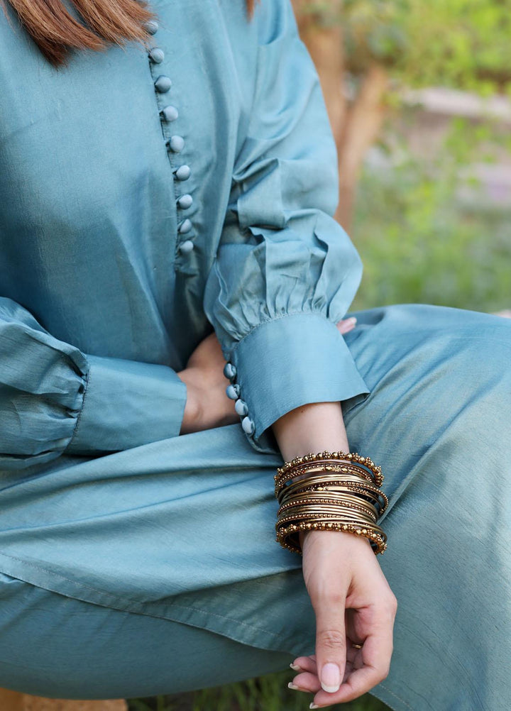 Hina Hassan Studio Luxury Pret  Silk 2 Piece Suit HH22ZR Delphine W02D0722