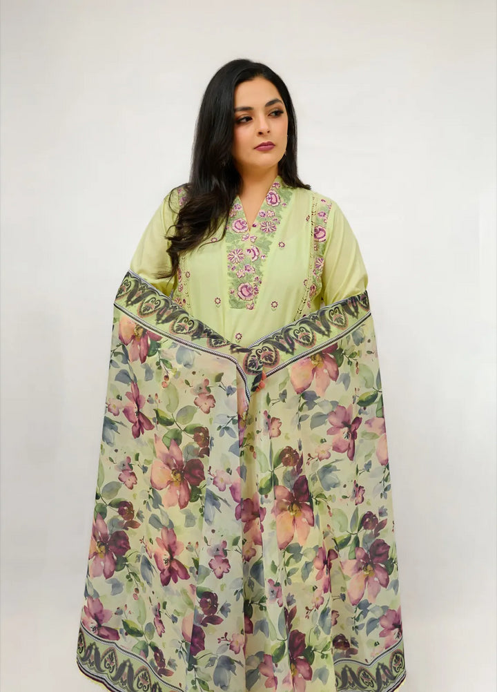 Zyna Embroidered Cambric Suits Unstitched 3 Piece D17-Siena - Summer Collection